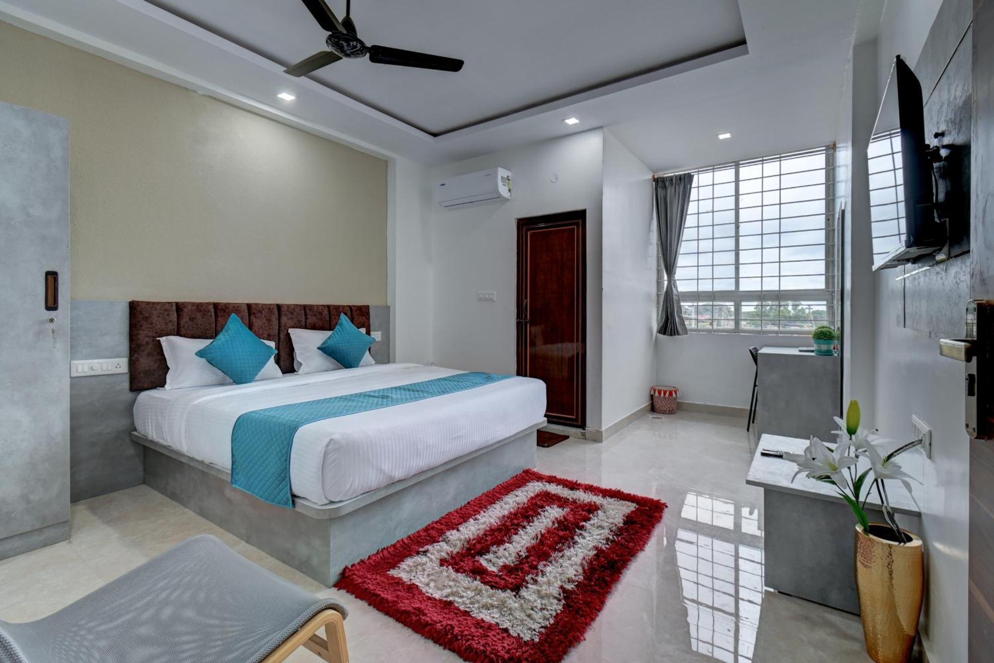 Hotel Cloud 9 Luxury Stay Mysore Bagian luar foto
