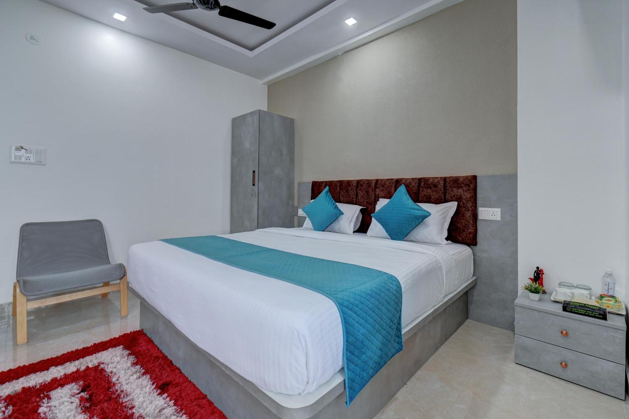 Hotel Cloud 9 Luxury Stay Mysore Bagian luar foto